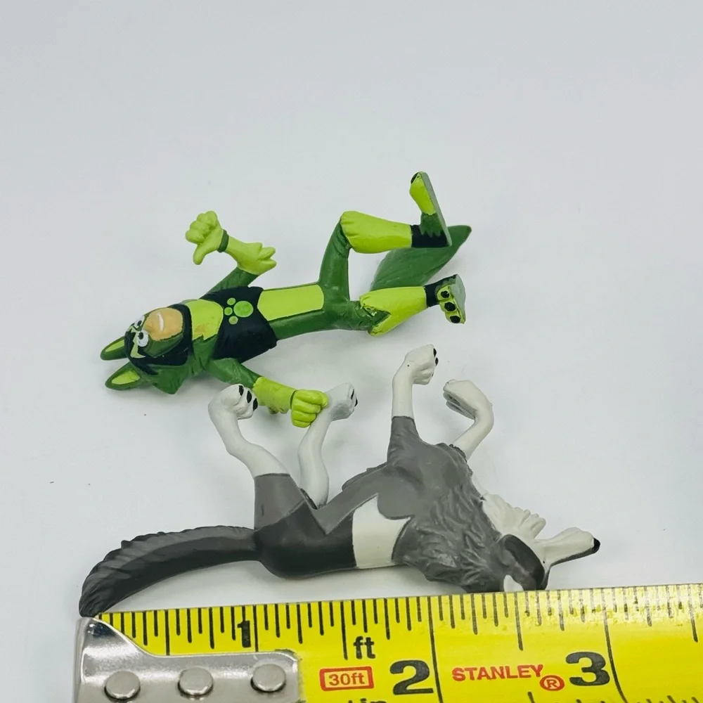 Wild Kratts Wolf Creature Chris 2pc Lot Figure 2014 Wicked Cool Toys